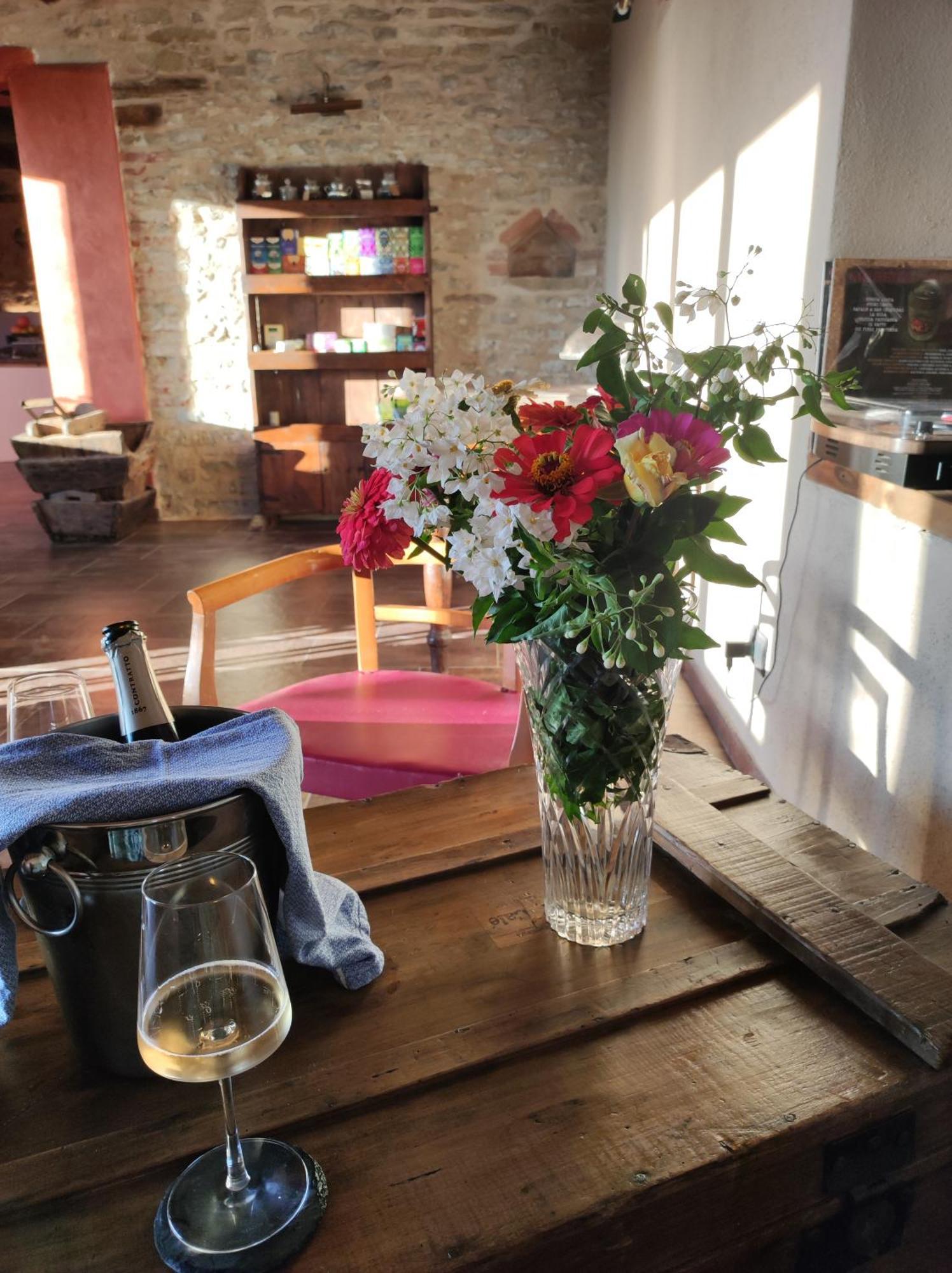 Bossolasco Casa Vecchia Bed&Breakfast מראה חיצוני תמונה